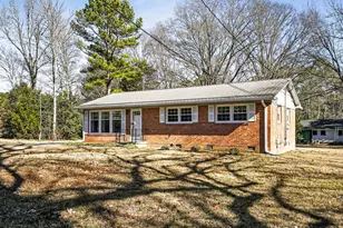 7 Travis Cir, Durham, NC 27713 - Photo 3