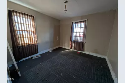 809 Briggs Street S, Wilson, NC 27893 - Photo 3