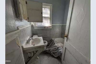 809 Briggs Street S, Wilson, NC 27893 - Photo 5