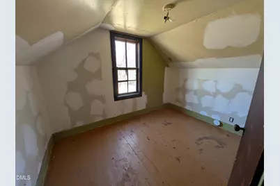 809 Briggs Street S, Wilson, NC 27893 - Photo 11