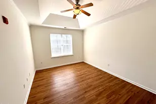 535 Weather Ridge Ln, Cary, NC 27513 - Photo 9