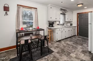 1303 Colonial Ave, Greenville, NC 27834 - Photo 15