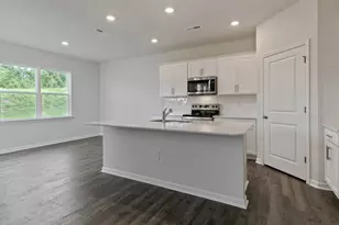 192 Chapel St, Fuquay Varina, NC 27526 - Photo 3