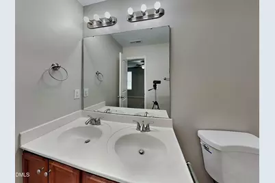 6800 Lakinsville Lane, Raleigh, NC 27610 - Photo 9