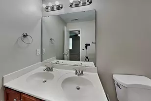 6800 Lakinsville Ln, Raleigh, NC 27610 - Photo 9