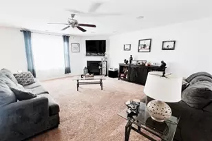 157 Solstice Dr, Haw River, NC 27258 - Photo 5