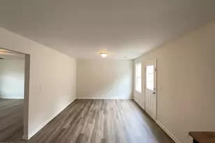 2812 Erinridge Rd, Raleigh, NC 27610 - Photo 7