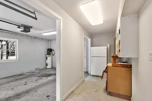 3620 Alamance Dr, Raleigh, NC 27609 - Photo 49
