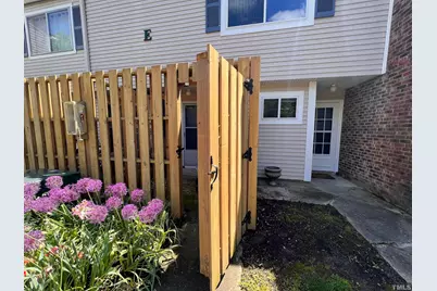 220 Elizabeth Street #Apt E6, Chapel Hill, NC 27514 - Photo 47