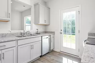 172 Moyer Dr, Graham, NC 27253 - Photo 9