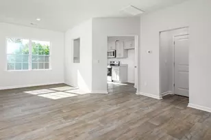 172 Moyer Dr, Graham, NC 27253 - Photo 5