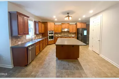 213 Cross Oaks Place, Holly Springs, NC 27540 - Photo 3