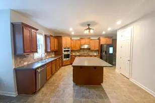 213 Cross Oaks Pl, Holly Springs, NC 27540 - Photo 3