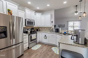 28 Silver Creek Dr, Clayton, NC 27520 - Photo 9