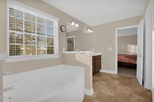 3420 Hogarth Ct, Fayetteville, NC 28306 - Photo 27