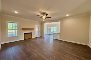 7615 Sweetwater Dr, Nashville, NC 27856 - Photo 5