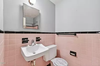 7560 Carrollburg Drive, Fayetteville, NC 28303 - Photo 19