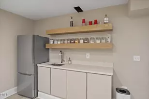 204 Georgetown Rd, Raleigh, NC 27608 - Photo 17