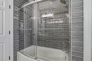 204 Georgetown Rd, Raleigh, NC 27608 - Photo 11