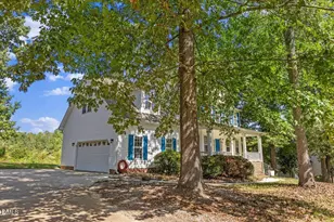 117 Lake Point Dr, Clayton, NC 27527 - Photo 3