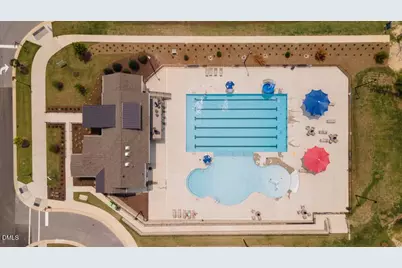 570 Barrington Row Avenue, Zebulon, NC 27597 - Photo 3