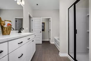 221 Courtside Dr, Dunn, NC 28334 - Photo 29