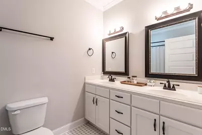 212 W Church Street, Benson, NC 27504 - Photo 33