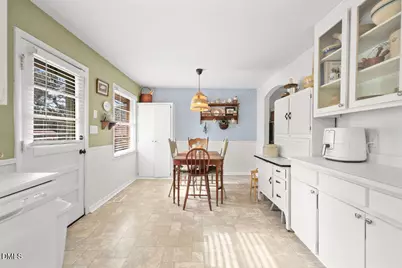 2929 Skycrest Drive, Fayetteville, NC 28304 - Photo 11