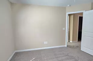 1007 Ileagnes Rd, Raleigh, NC 27603 - Photo 29