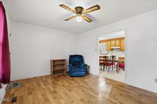 313 S Ethel St, Selma, NC 27576 - Photo 9