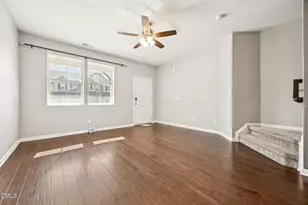 694 Wickham Ridge Rd, Apex, NC 27539 - Photo 7