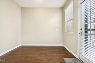 694 Wickham Ridge Rd, Apex, NC 27539 - Photo 19