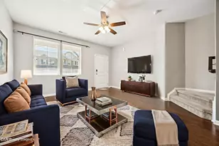 694 Wickham Ridge Rd, Apex, NC 27539 - Photo 5