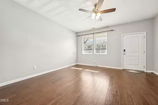 694 Wickham Ridge Rd, Apex, NC 27539 - Photo 7