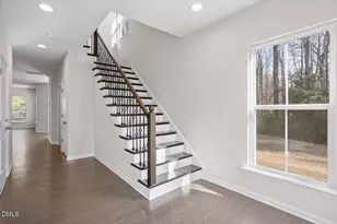 206 Bowerbank Ln, Apex, NC 27539 - Photo 9