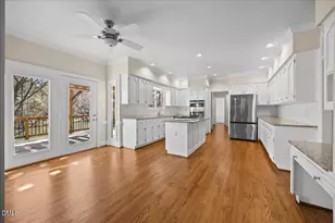 10708 Trappers Creek Dr, Raleigh, NC 27614 - Photo 15