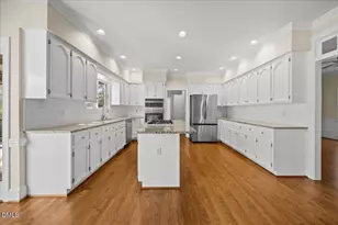 10708 Trappers Creek Dr, Raleigh, NC 27614 - Photo 19