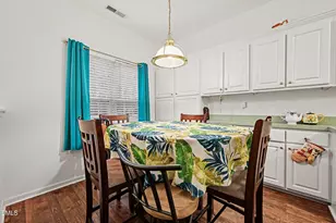 229 Commons Dr, Holly Springs, NC 27540 - Photo 3