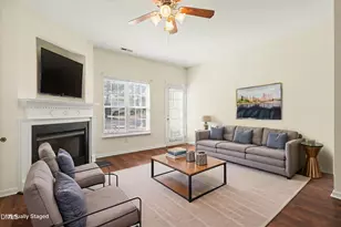 229 Commons Dr, Holly Springs, NC 27540 - Photo 5