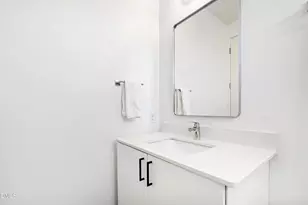 2123 Brewer St, Raleigh, NC 27608 - Photo 31