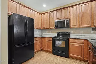 60 Hill Shore Ln, Clayton, NC 27527 - Photo 11