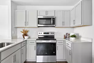 275 Rusling Leaf Dr, Fuquay Varina, NC 27526 - Photo 5