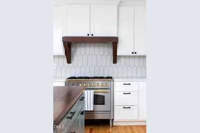 212 E Drewry Lane, Raleigh, NC 27609 - Photo 17