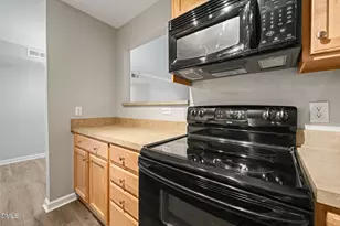 2304 Myron Dr, Raleigh, NC 27607 - Photo 15