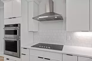 219 S West St, Fuquay Varina, NC 27526 - Photo 25