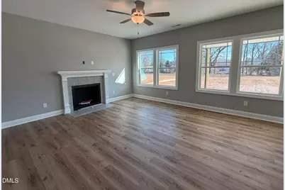 32 Hot Springs Way, Benson, NC 27504 - Photo 7