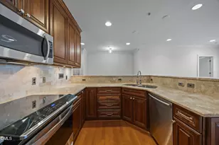 710 Independence Pl, Raleigh, NC 27603 - Photo 15