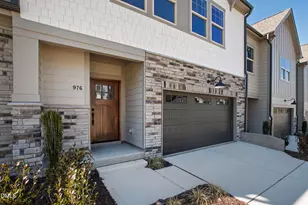 976 Double Helix Rd, Apex, NC 27523 - Photo 5