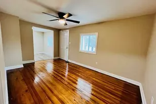 422 Conover St, Fuquay-Varina, NC 27526 - Photo 3