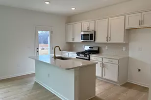 269 Stone Vly Ln, Wilsons Mills, NC 27520 - Photo 5